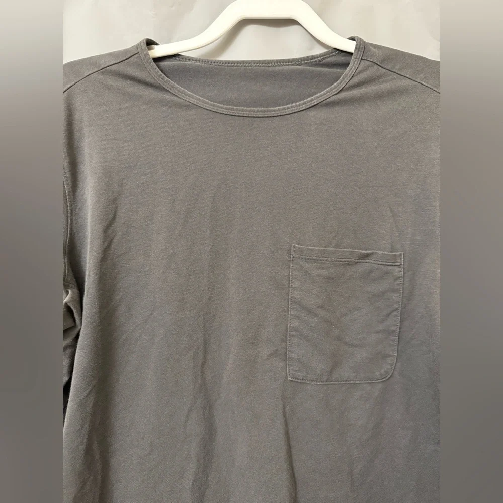 Lululemon Chest Pocket Relaxed Fit Tee Size M